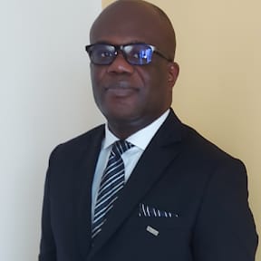 Démocratie et sécurité : « Les transitions actuelles donnent des opportunités de réformes consolidantes », recommande Kevin Adomayakpor (directeur résident du NDI Burkina)
