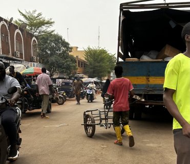 Grand marché de Ouagadougou : Un désordre qui étouffe la circulation aux alentours