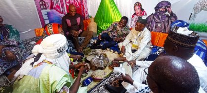SITHO 2026&nbsp;: Le ministre burkinabè du Tourisme au stand du Niger pour un moment de fraternité et d’échanges