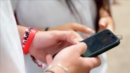 France : L’Assemblée nationale adopte l’interdiction des réseaux sociaux aux moins de 15 ans