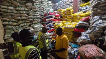 Burkina/Lutte contre la fraude&nbsp;:  100 tonnes de riz découvertes dans une habitation à Ouagadougou