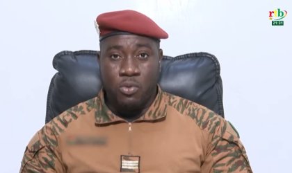 Burkina : Des acteurs de la douane et de la justice épinglés dans des affaires de corruption, selon le KORAG