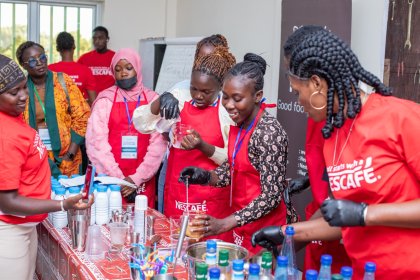 À Bobo-Dioulasso, les jeunes découvrent les opportunités professionnelles autour de NESCAFÉ