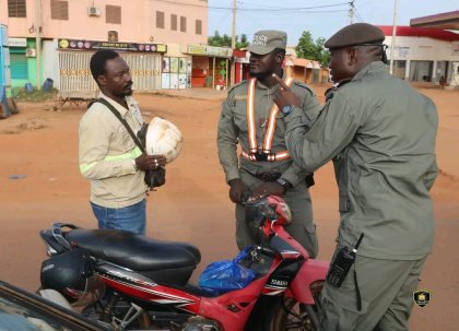 Port du casque à Ouagadougou&nbsp;: 703 engins conduits en fourrière lors d’une opération de contrôle