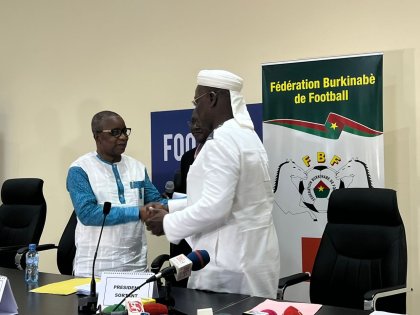 Burkina : Le colonel-major Oumarou Sawadogo prend officiellement les rênes de la fédération de football 