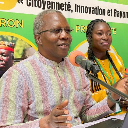 Métiers de l’information et de la communication&nbsp;: Dr Cyriaque Paré décrypte les mutations et appelle les étudiants à développer de nouvelles compétences