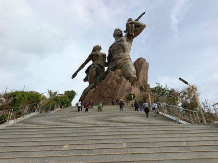 Sénégal : Immersion au cœur du Monument de la Renaissance africaine, entre mémoire et avenir
