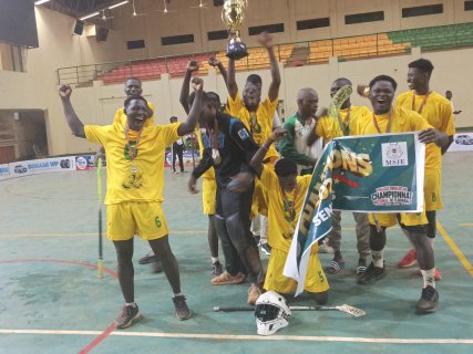 Championnat de floorball : COKOM conserve son titre chez les filles, Koudougou fait tomber le Baobab de Saaba chez les messieurs