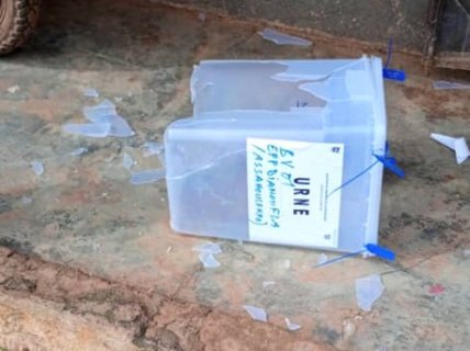 Présidentielle 2025 en Côte d’Ivoire : Des urnes détruites à Zaguiéta, centre-ouest du pays