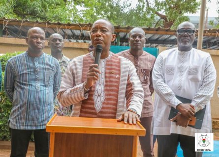 Burkina : Le ministre Serge Poda appelle les travailleurs de la SOFITEX à accompagner la nouvelle dynamique