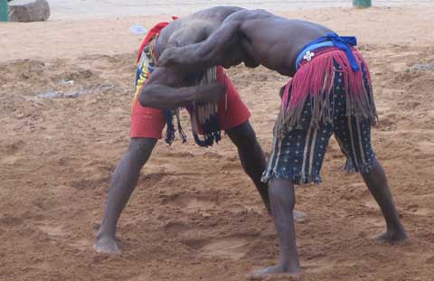 Lutte traditionnelle&nbsp;: La fédération burkinabè prépare la relève