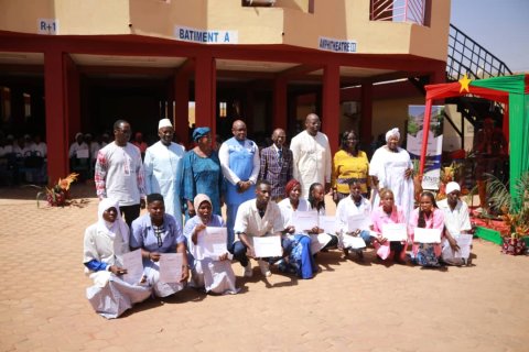Burkina : L’institut privé de santé Sainte-Edwige célèbre ses 20 ans, l’inauguration de son université et la sortie de la 18ᵉ promotion