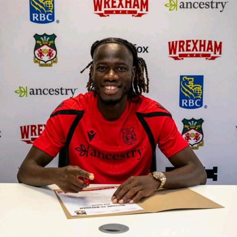 Burkinabe International Issa Kaboré Signs Three-Year Deal with Wrexham