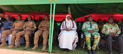 Ministère de la Transition digitale : Des agents achèvent leur immersion patriotique à Bobo-Dioulasso 2 les officiels presents a la ceremonie.jpg 61f0c