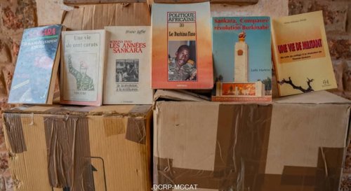 Collecte des archives de Thomas Sankara : Une promotrice culturelle de Dédougou remet des documents au ministre de la culture 4 img 20260614 wa0053 18da7