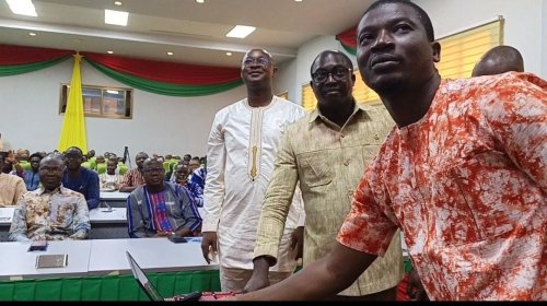 Burkina/Digitalisation des services publics : La CARFO lance son portail digital eCARFO pour faciliter l'accès de ses services aux assurés 3 1 3271 003ca