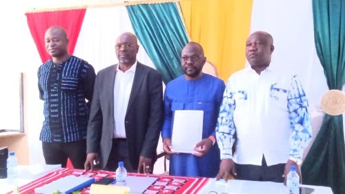 Université Thomas Sankara : Salifou Taïta décroche le Master 2 recherche en levant l'ancre sur le rôle des leaders coutumiers pendant la transition de 2014 à 2015 3 a1590b4e 6cfb 4bbf ba76 3b6729a6023b f2114