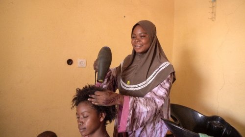 Burkina/Emploi des jeunes : La mine de Kiaka SA mise sur la formation et l'entrepreneuriat local 5 v 9 96610