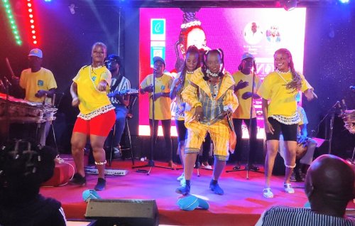 Musique : Tché-Yèrô offre un clip, un opus et un concert à ses fans 2 2 9339 e64f7