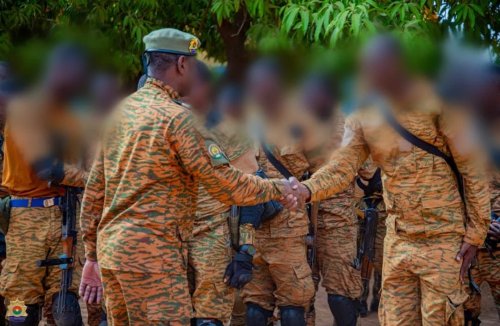 Burkina / Gendarmerie nationale : Le Chef d'État-Major au plus près de ses hommes, avant leur déploiement et à leur retour de mission 2 whatsapp image 2026 05 04 at 11.43 23 a8ad5