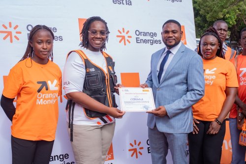 Challenge Orange Énergies : Un partenaire récompensé par une moto de 750 000 FCFA pour ses performances 2 ab2 38.jpg 481f5