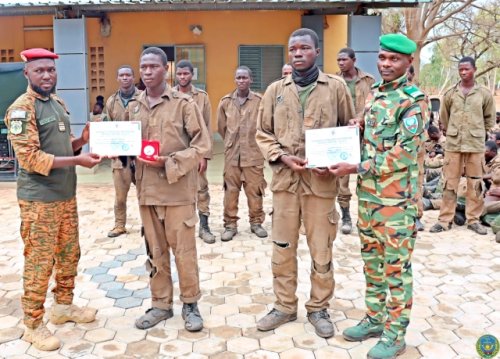 Burkina Faso : Une nouvelle force de 574 commandos pour assurer un contrôle total des massifs forestiers 2 2 19.jpg 8b2cb