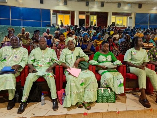 Burkina/Microfinance : La Caisse populaire révise ses statuts et son règlement intérieur pour être en conformité avec les nouvelles dispositions de la loi 12 3 8169 3c9c7
