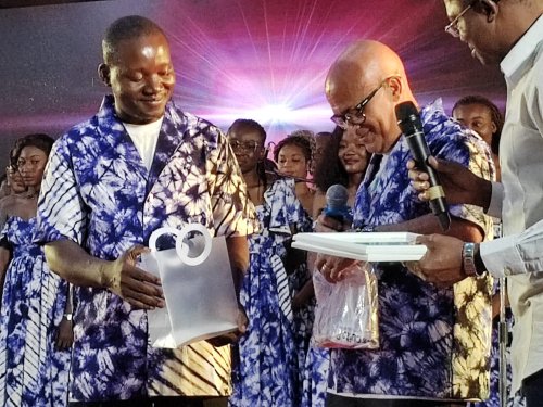 Burkina Faso/ Musique : Chœur Vox Christi séduit le public à la salle des Banquets de Ouaga 2000 5 5 3352 c94c3