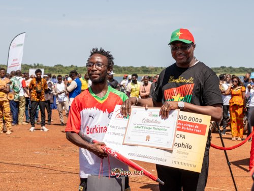 Grande saison du tourisme interne : La 4e édition lancée sur les rives de Samendeni 7 7 serge the ophile bance laure at en vide o avec son oeuvre 37eab