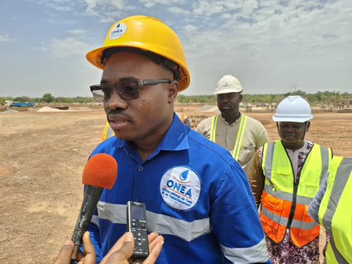 Suivi des chantiers de l'eau et de l'assainissement : Le DG de l'ONEA en tournée de contrôle à Houndé et Dandé 5 ab5 jpg 14 665a2