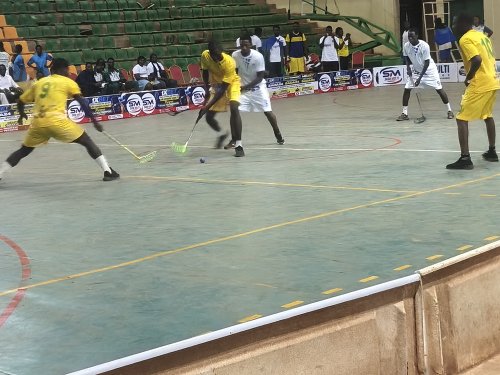 Championnat de floorball : COKOM conserve son titre chez les filles,...