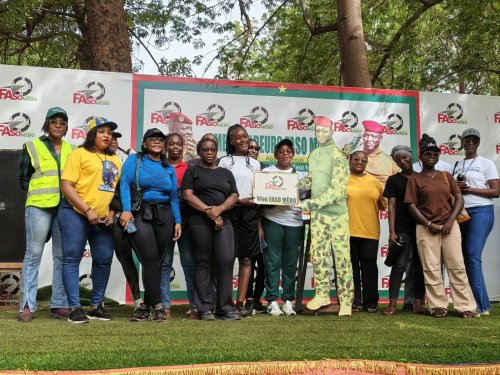 Agence Faso Mêbo : La communauté gabonaise offre trois tonnes de ciment 6 img 20260530 wa0120 f6c76