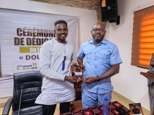 Burkina/Littérature : Poko Armel Guigma dédicace « Dunia, harmonie universelle » 3 whatsapp image 2026 04 12 at 17.09 41 6d317