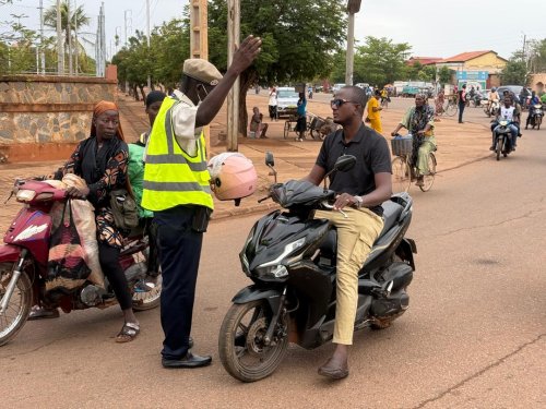 Zéro goutte de sang sur les routes : L'ONASER et les forces de sécurité traquent les infractions routières 2 whatsapp image 2026 05 21 at 18.08 08 9a824