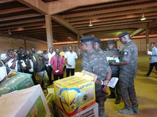 Burkina/Contrebande : La Douane met la main sur des produits alimentaires, sanitaires et phytosanitaires d'une valeur d'environ 115 millions de francs CFA 5 whatsapp image 2026 07 09 at 12.35 52 1 4f1ab