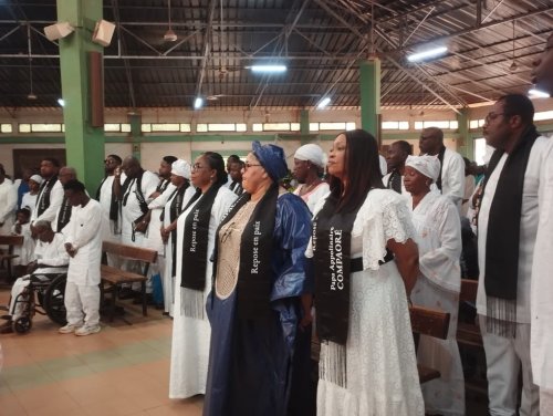 Nécrologie : Dernier hommage à Appolinaire Compaoré lors d'une messe d'absoute à Ouagadougou 2 1 3259 7f115
