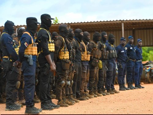Lutte contre le terrorisme au Burkina : Le ministre Mahamadou Sana remobilise les forces combattantes dans le Nakambé 3 whatsapp image 2026 07 12 at 16.52 40 1 e4307
