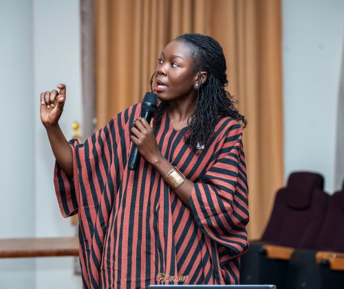 4 francoise ouedraogo a ouvert le bal des communications de la formation 5ab9b