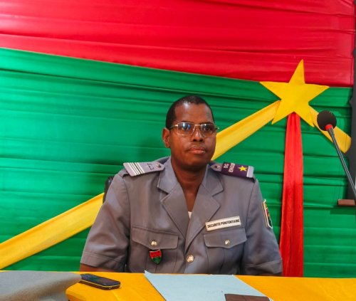 Burkina/Sécurité pénitentiaire : Lancement officiel des soutenances des élèves inspecteurs de la promotion 2024-2026 20 2 9325 a7947