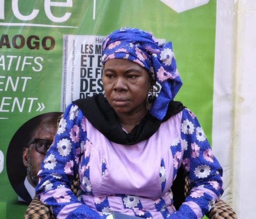 Burkina/Littérature : Halidou Ouédraogo dédicace son ouvrage sur les financements endogènes 3 whatsapp image 2026 05 22 at 20.39 57 151aa