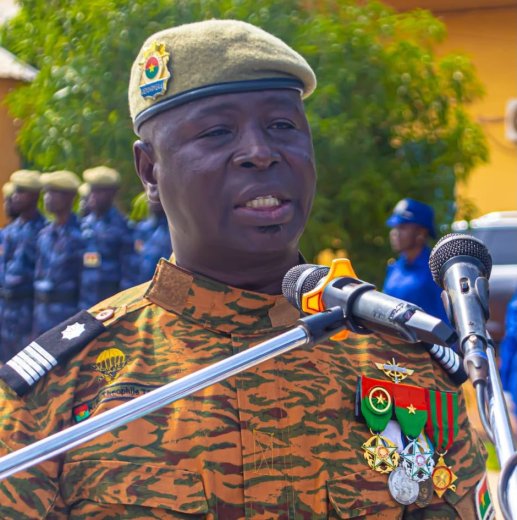 Burkina&nbsp;: Le colonel Koudbi Florian Théophile Tago, un officier de terrain au parcours international, à la tête de la 3ᵉ Légion de la gendarmerie nationale