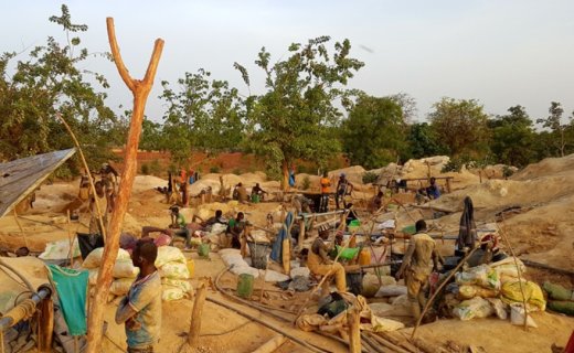Tensions entre orpailleurs burkinabè et guinéens : Les autorités guinéennes appellent à la retenue et ouvrent une enquête pour faire la lumière