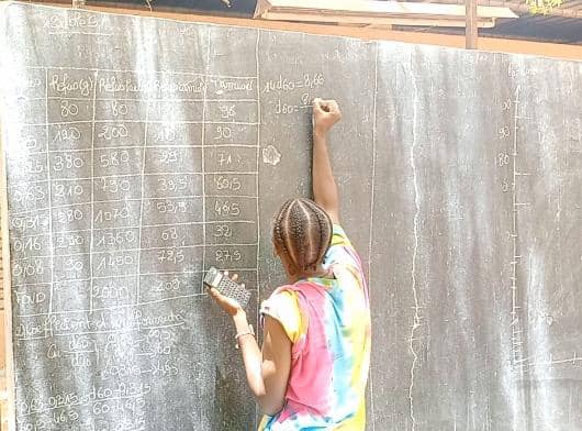 Burkina / Éducation : Les sciences et techniques, des séries que les filles ne redoutent plus
