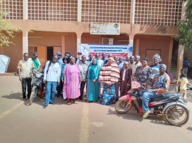 Burkina Faso : Les personnes handicapées veulent être mieux prises en compte dans l’action humanitaire