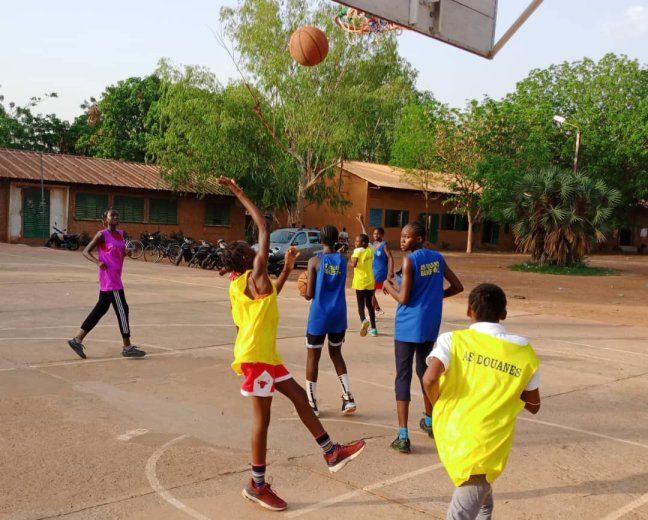 Sport : Le basketball, une source d’épanouissement pour les joueuses de l’AS Douanes