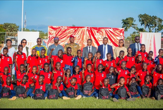 Burkina/Solidarité&nbsp;: Plus de 100 enfants de FDS bénéficient de kits scolaires et de la prise en charge intégrale de leurs frais de scolarité grâce à Vista Group