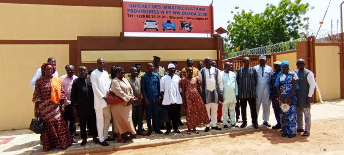 Burkina : Le ministère en charge des transports ouvre un guichet des immatriculations provisoires à Ouaga 2000