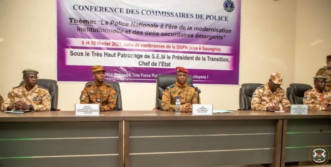 Conférence des commissaires de police : Ibrahim Traoré invite les FDS à changer de paradigme 