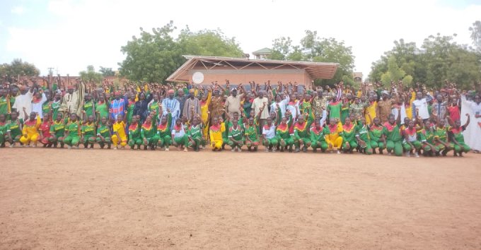 Immersion patriotique obligatoire&nbsp;: Le gouverneur du Kadiogo Abdoulaye Bassinga salue la discipline et l’engagement des jeunes 