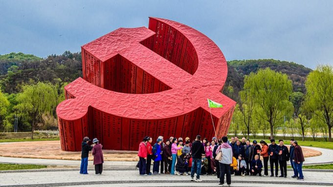 Xi Jinping appelle les membres du PCC à perpétuer les traditions révolutionnaires dans sa lettre de réponse adressée à un membre centenaire du Parti